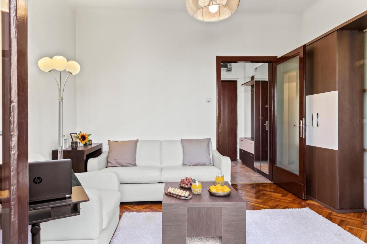 City Vibes Apartment Бухарест Экстерьер фото